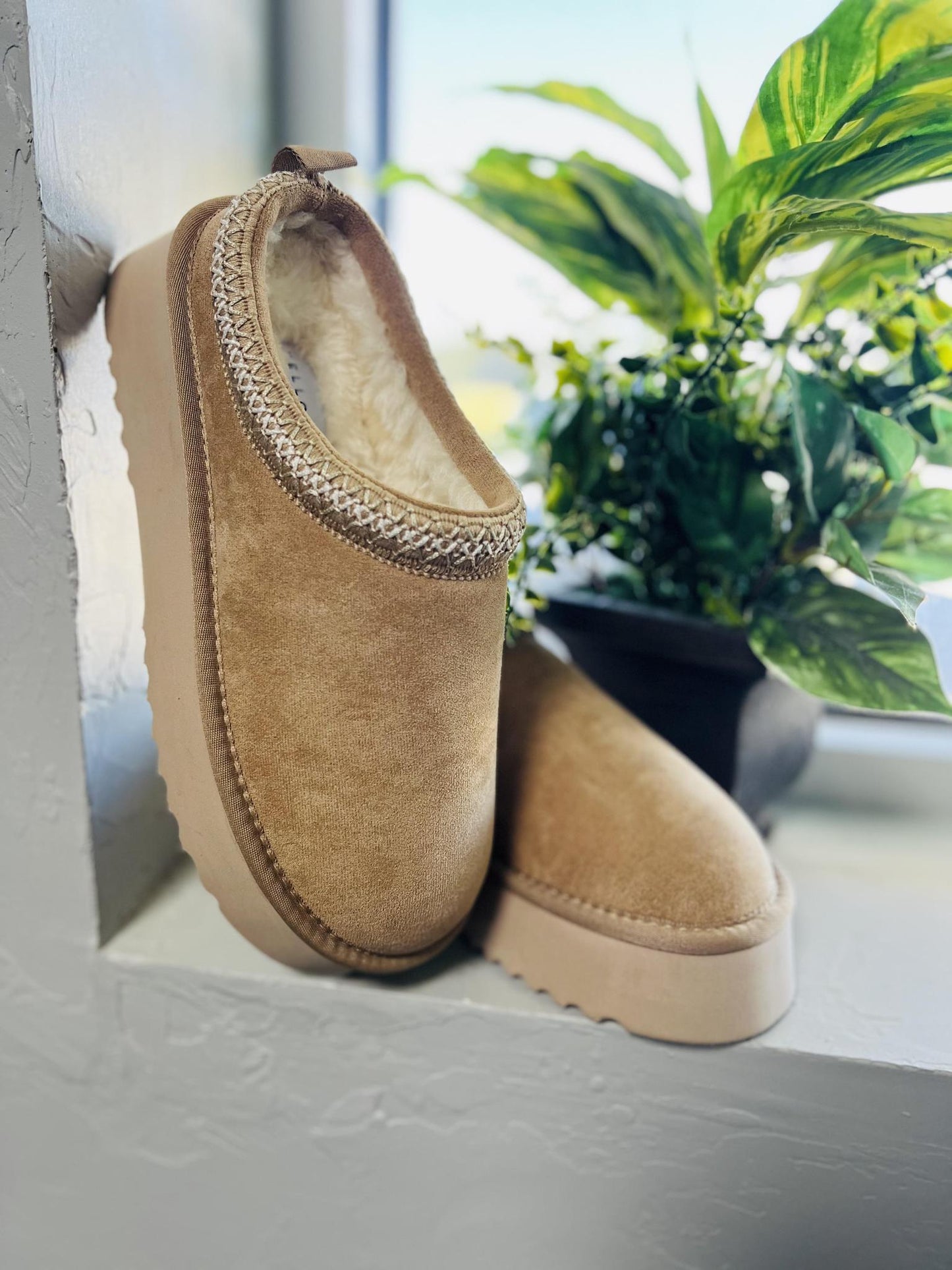 Sand Hardy Flatform Slipper by Yellow Box